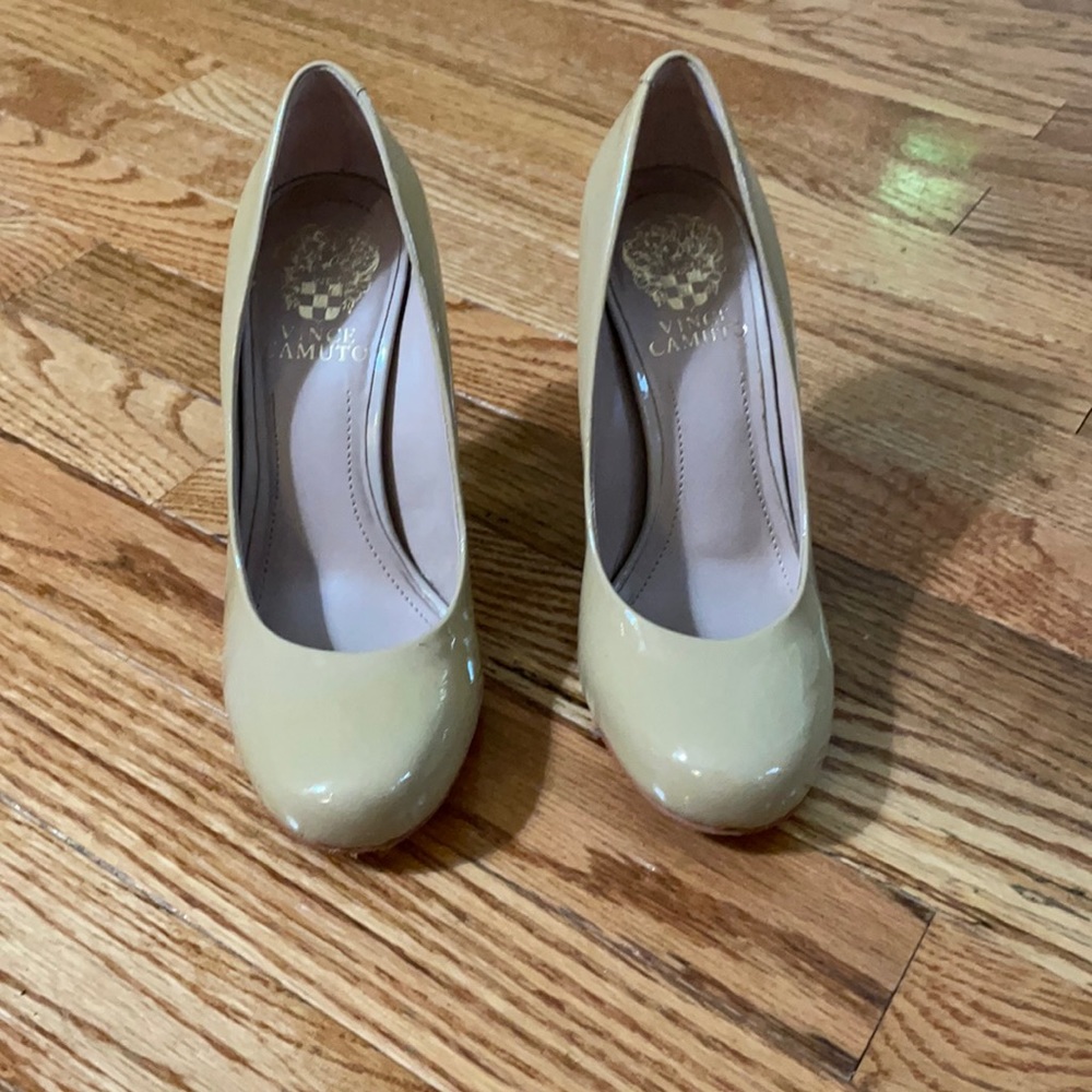 Patent “Blush” Vince Camino Pumps. Size 6.5